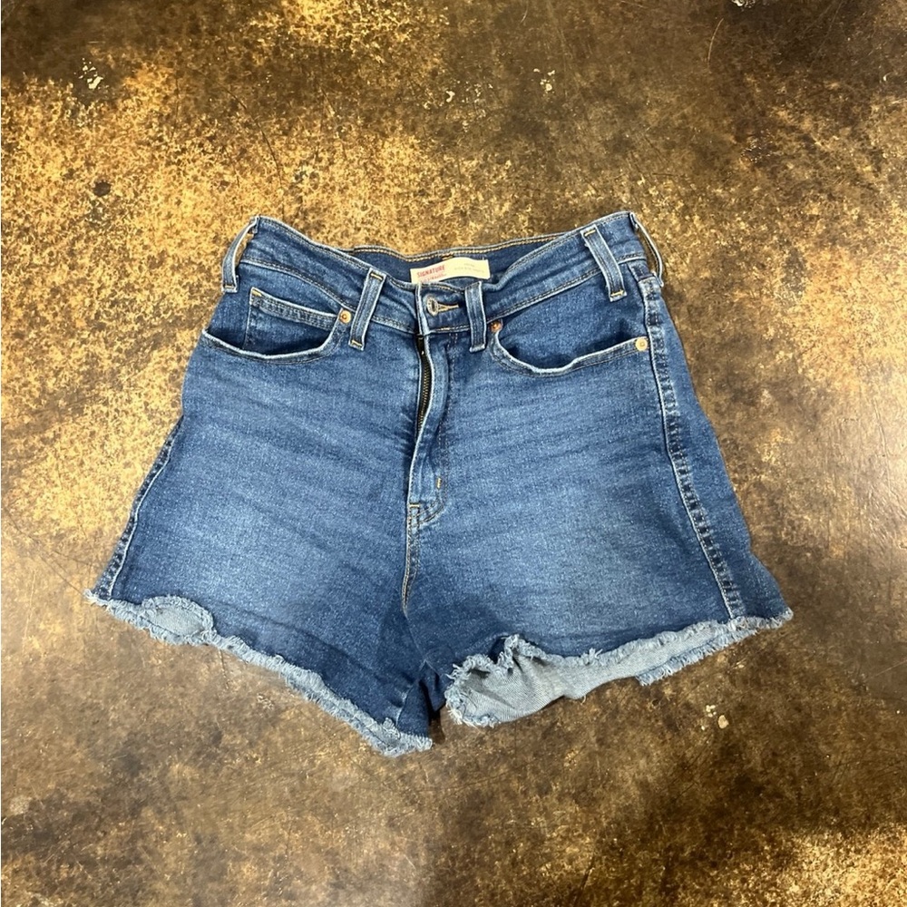 Signature by Levi Strauss Blue Jean Shorts High-Waisted Frayed Hem